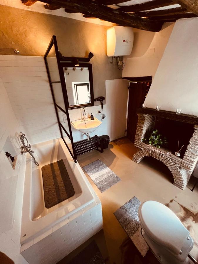 Appartamento La Casa sui Tetti -Calcata Esterno foto