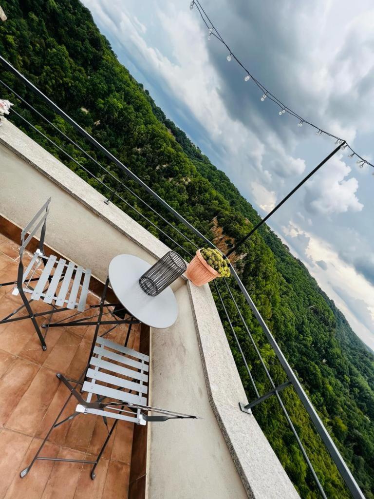 Appartamento La Casa sui Tetti -Calcata Esterno foto